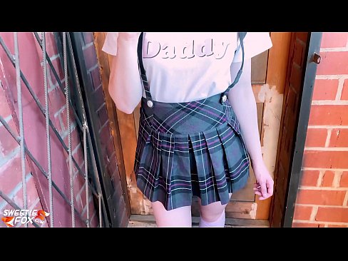 ❤️ Schoolgirl Sucks a dick gu domhainn agus fucks an àite clasaichean. ❤❌  Bhidio porn  aig gd.hellporno-com.ru ❌