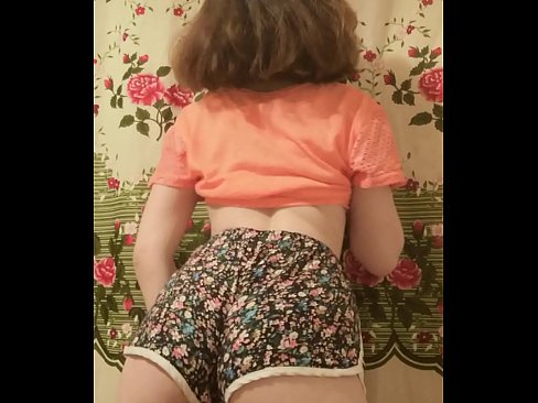 ❤️ Leanabh òg sexy a ’toirt dheth na shorts aice air a’ chamara ❤❌  Bhidio porn  aig gd.hellporno-com.ru ❌